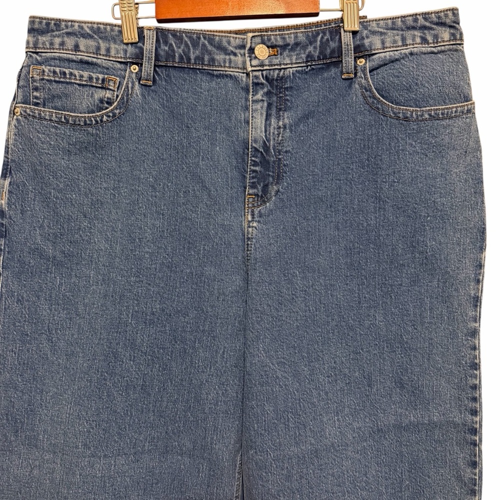 TALBOTS WIDE LEG CROP JEANS - HOFFMAN WASH - SIZE 16 - Picture 3 of 9